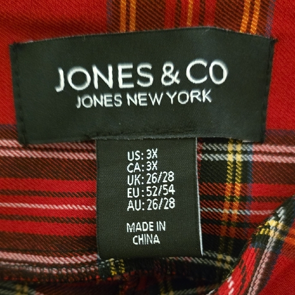 Jones New York Red Plaid Pull On Slim Leg - Picture 2 of 12